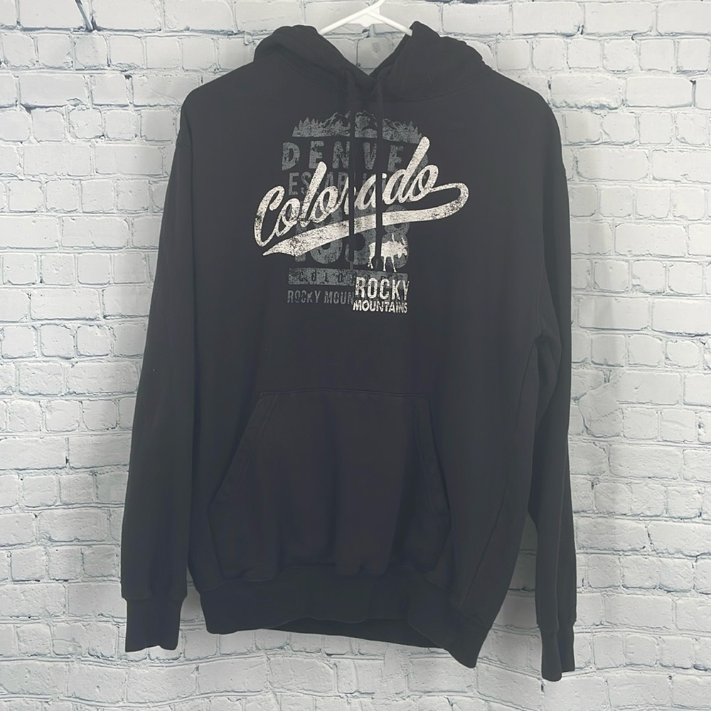 Denver Colorado Rocky Mountains Black Long Sleeve Hoodie Medium Moose Medium